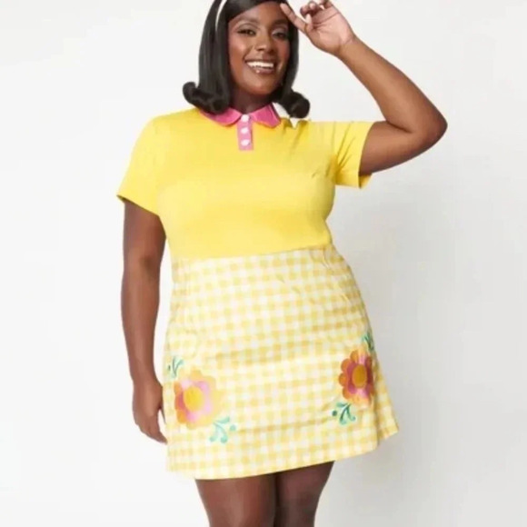 NWT Smiley Yellow Gingham Dress - Picture 3 of 4